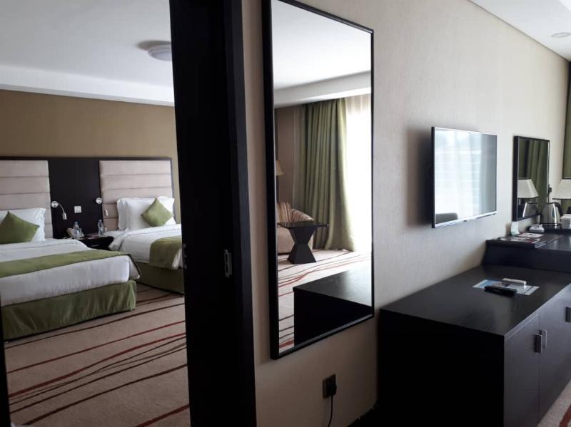 Crossroads Hotel بلانتاير المظهر الخارجي الصورة